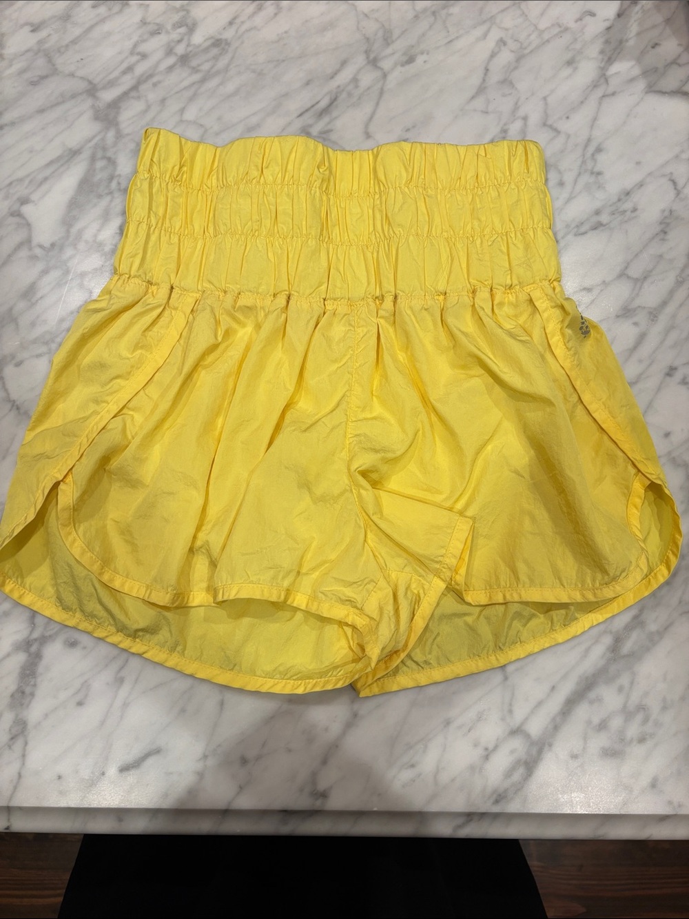 Free movement shorts